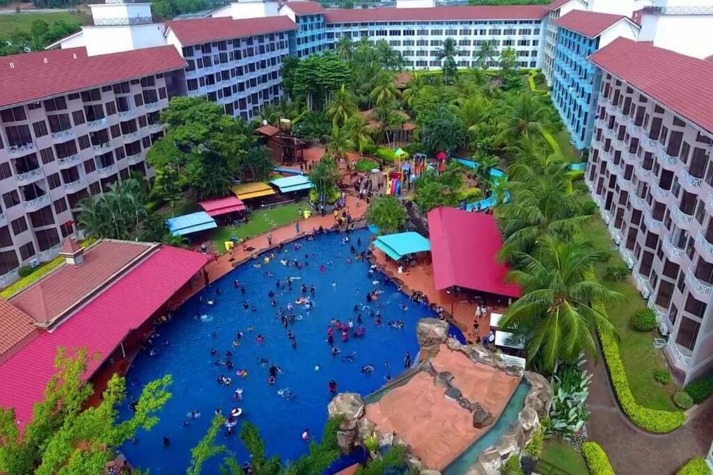 Lotus Desaru Beach Resort, 2 Bdrms, W/Splash Park Bandar Penawar Eksteriør bilde