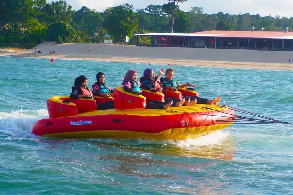 Lotus Desaru Beach Resort, 2 Bdrms, W/Splash Park Bandar Penawar Eksteriør bilde
