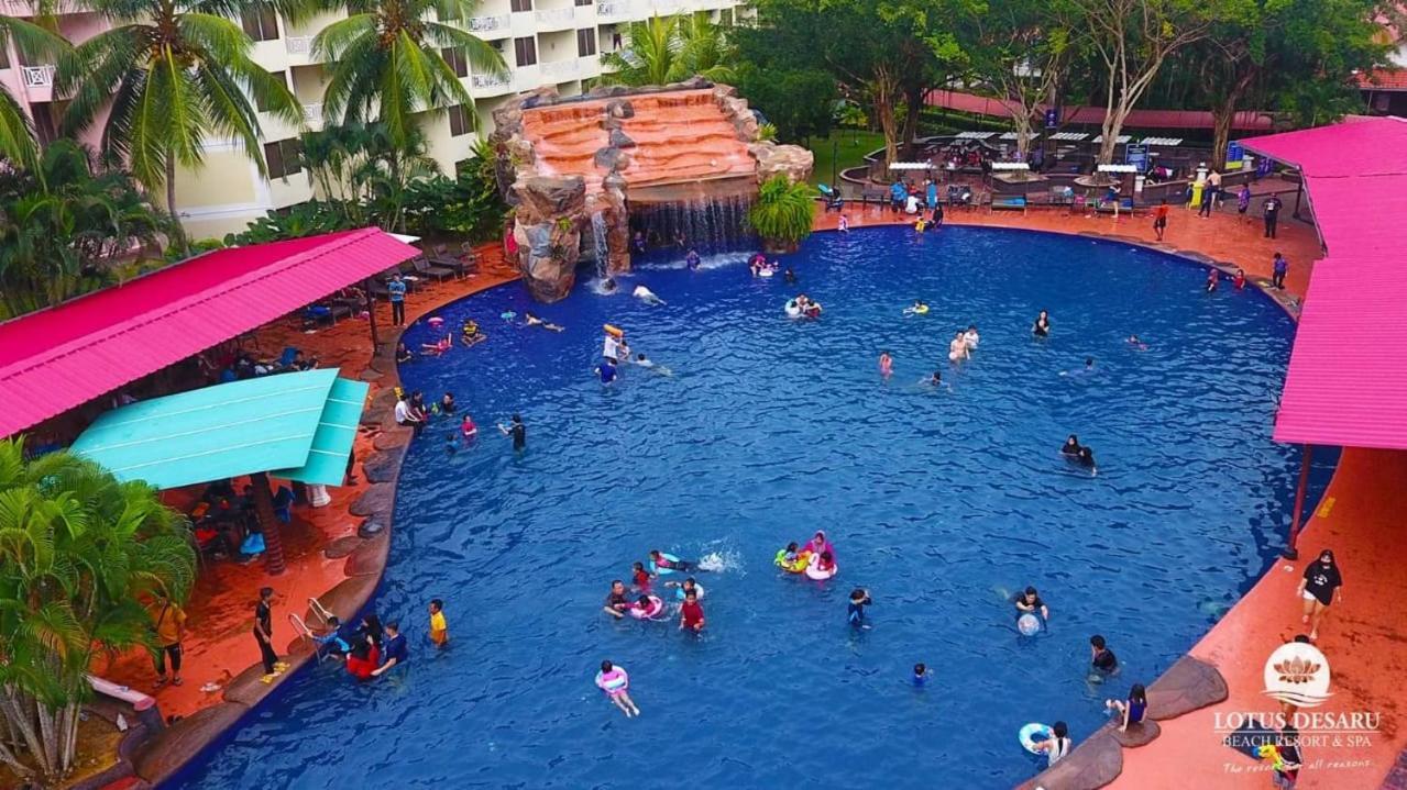 Lotus Desaru Beach Resort, 2 Bdrms, W/Splash Park Bandar Penawar Eksteriør bilde